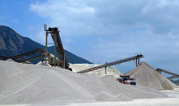 怎么選購(gòu)制砂機(jī)？唐山金路來(lái)幫忙