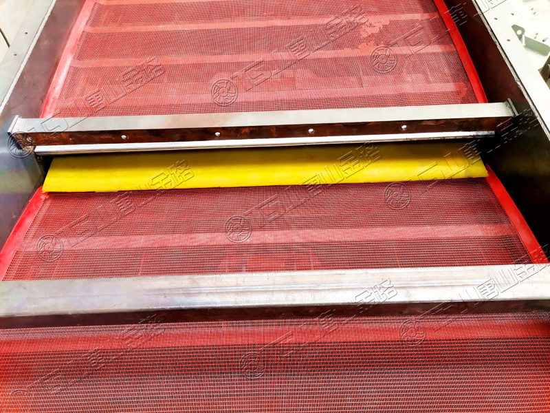 篩網(wǎng)堵孔、損壞怎么辦？唐山金路為您推薦聚氨酯篩網(wǎng)