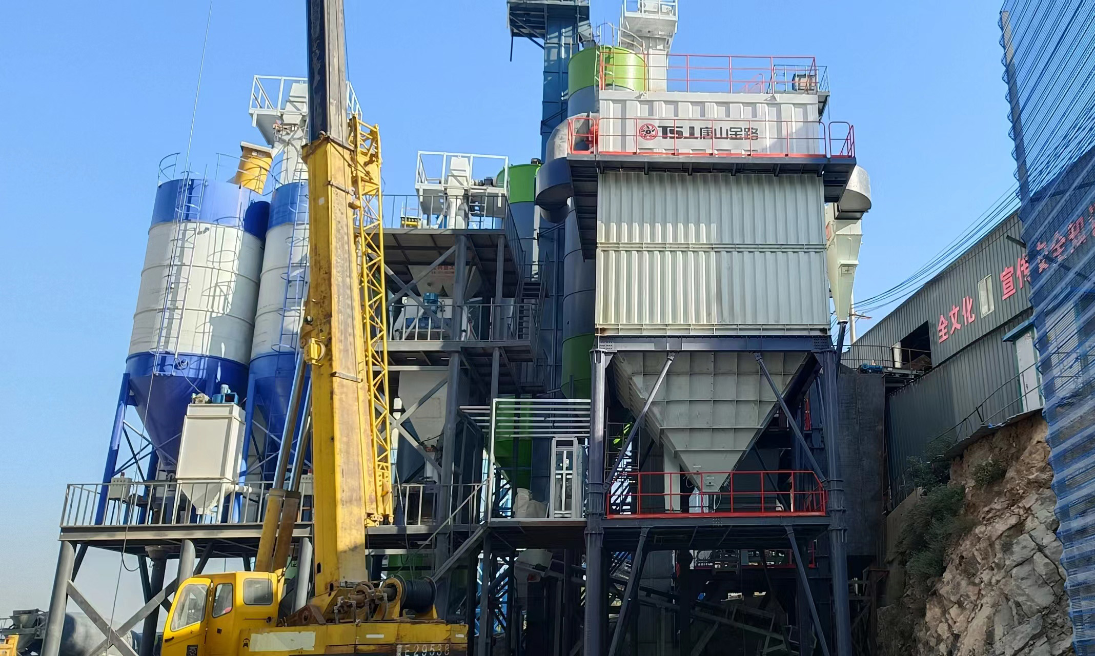 制砂樓的生產(chǎn)流程是怎樣的？與其他制砂生產(chǎn)線有何區(qū)別？